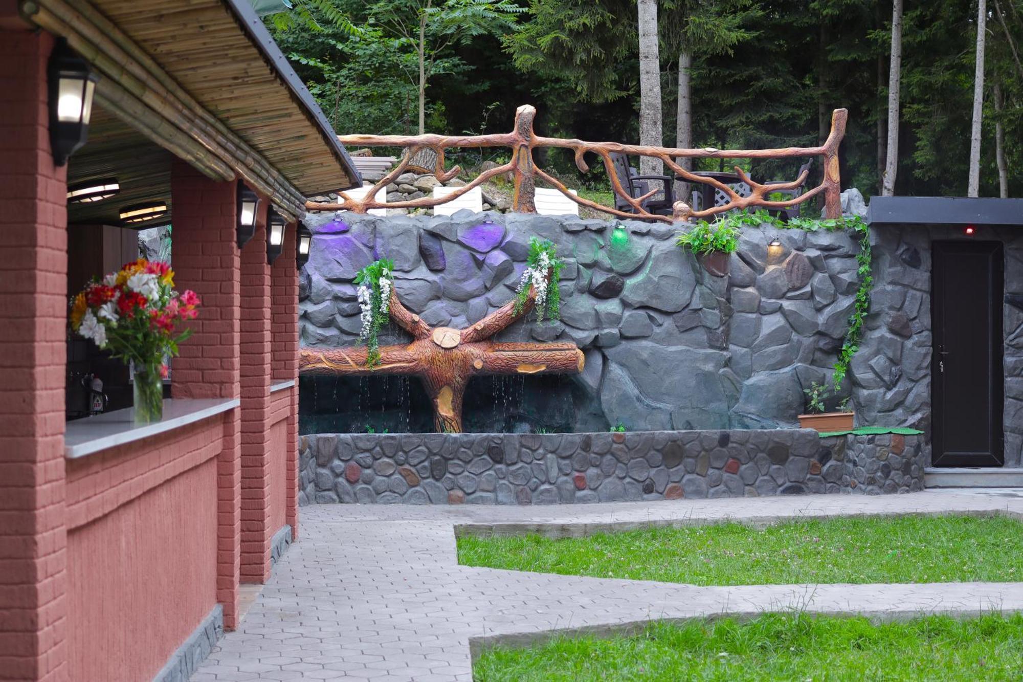 Hotel Evergreen Borjomi Eksteriør billede